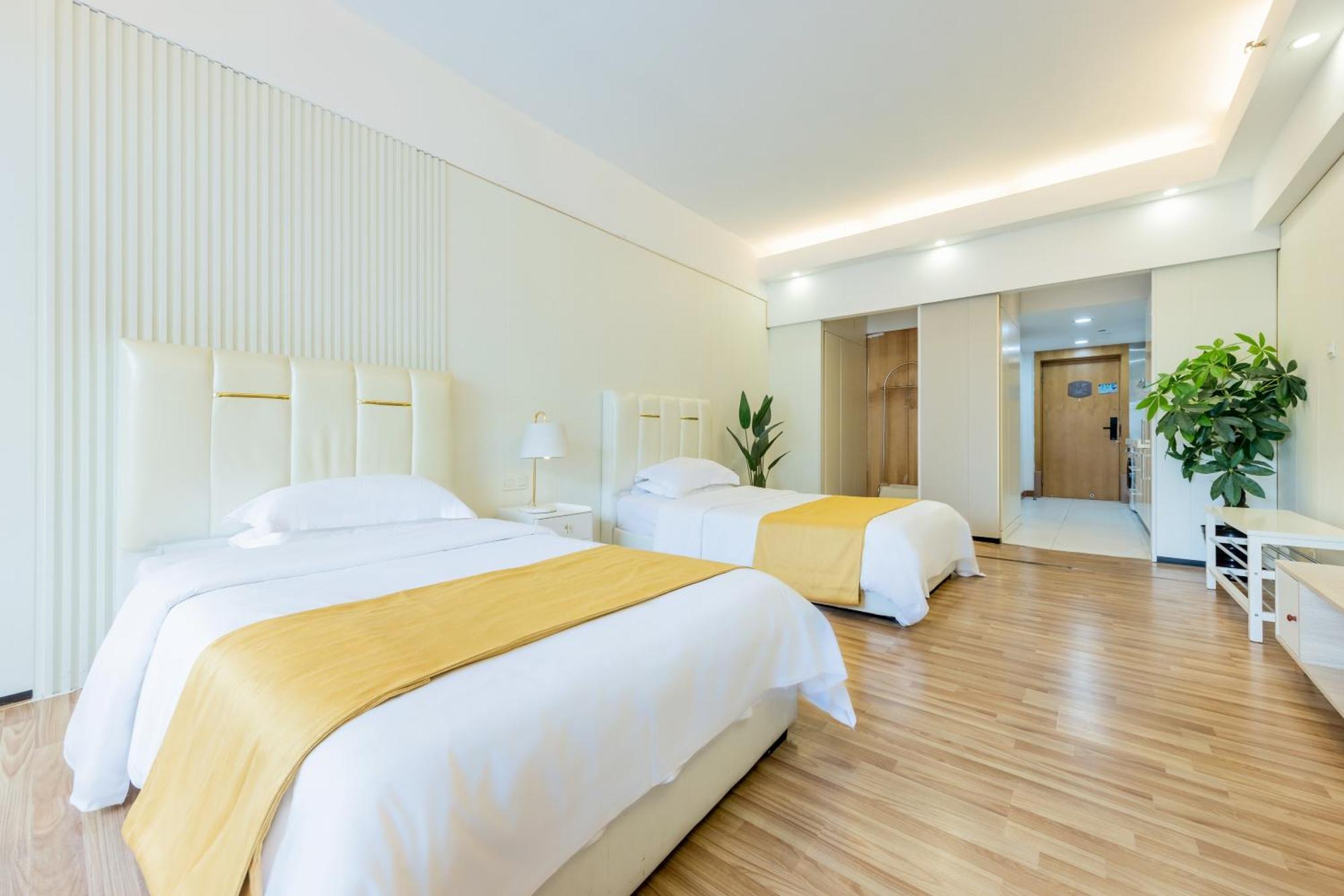 Lavande International Aparthotel Us Consulate General Guangzhou Zhujiang New Town Metro Branch - Free Shuttle Bus To Canton Fair Complex During Canton Fair Period & Free Vpn Internet Access Eksteriør billede