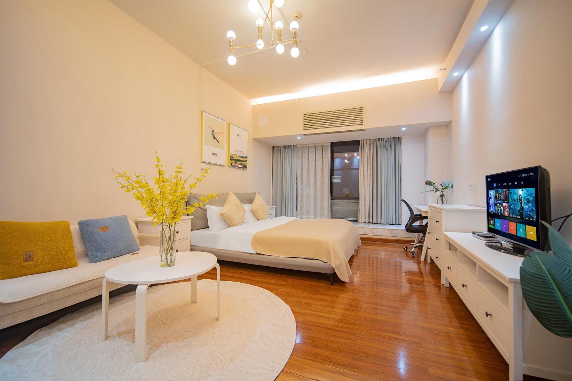 Lavande International Aparthotel Us Consulate General Guangzhou Zhujiang New Town Metro Branch - Free Shuttle Bus To Canton Fair Complex During Canton Fair Period & Free Vpn Internet Access Eksteriør billede